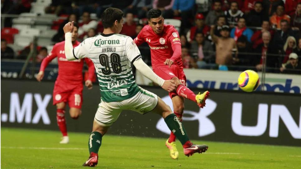 Jesús Angulo, campeón con Santos desde fuerzas básicas