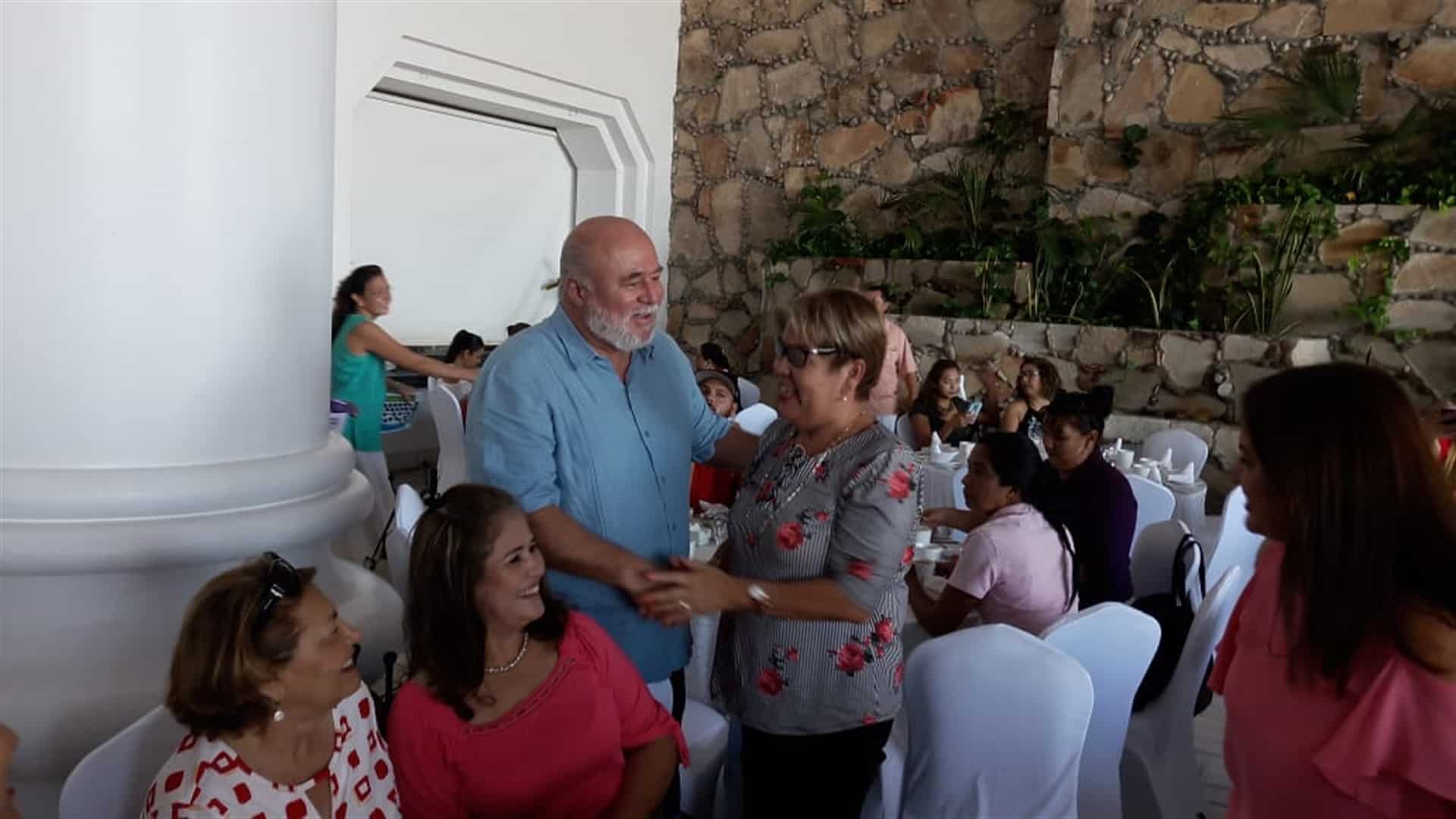 Si no cuidamos las casillas nos pegan una pelada: Clouthier