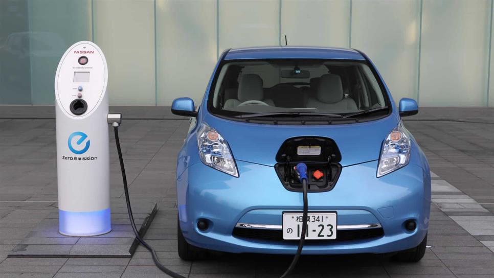 En 2040, 55 por ciento de autos serán eléctricos