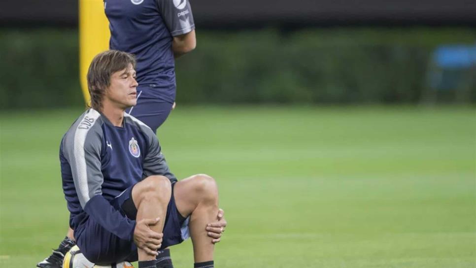 Matías Almeyda tiene las horas contadas en Chivas