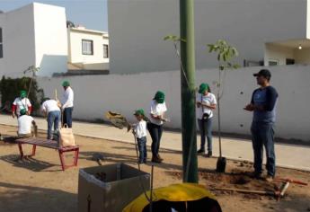 Siembra conciencia Grupo Coppel en Valle Alto