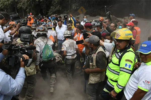 Guatemala confirma 192 desaparecidos por erupción de Volcán de Fuego