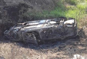 Localizan un carro calcinado en Juan José Ríos