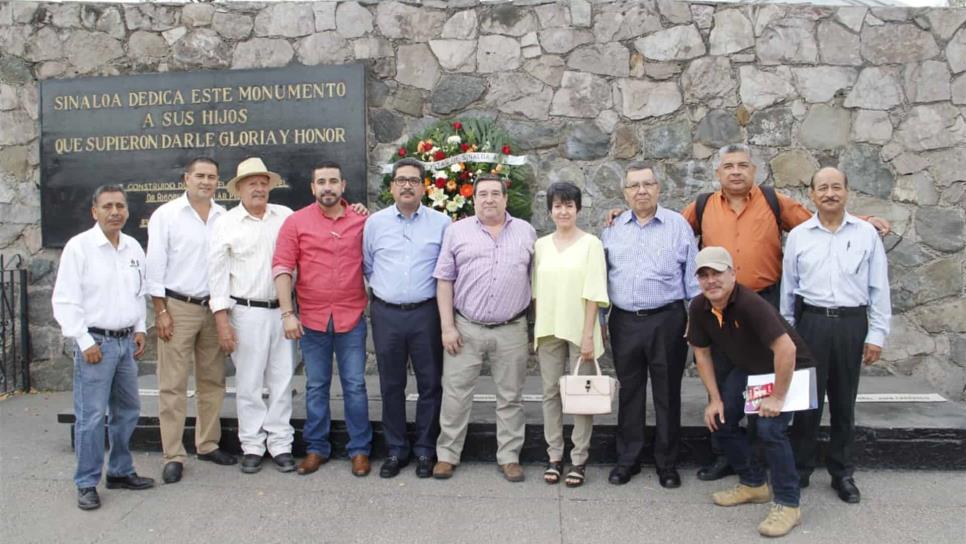 Periodistas exigen respeto a su labor en el Día de la Libertad de Expresión