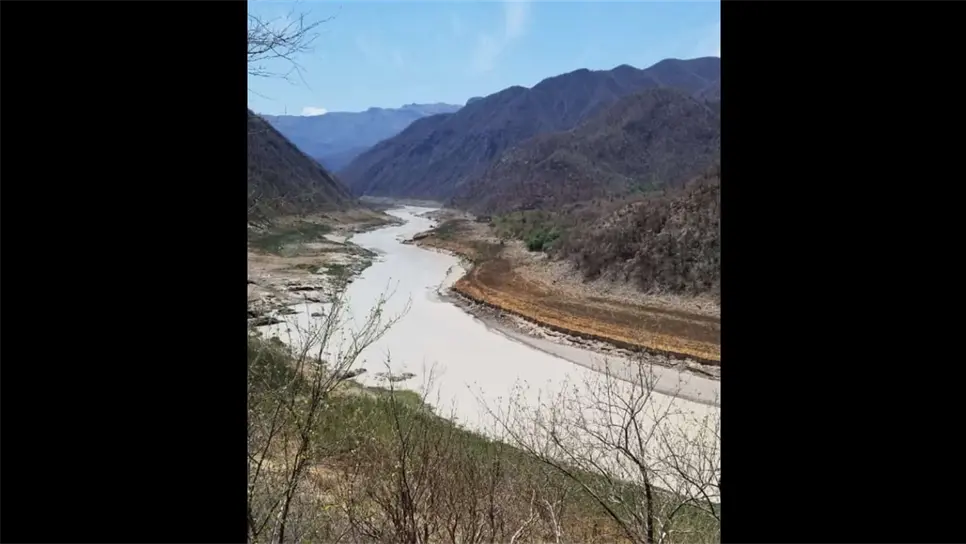 Recoge CEAPAS muestras en la presa Huites y Río Fuerte