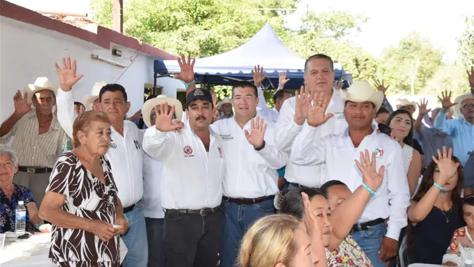 Reitera Álvaro Ruelas más trabajo para la zona rural