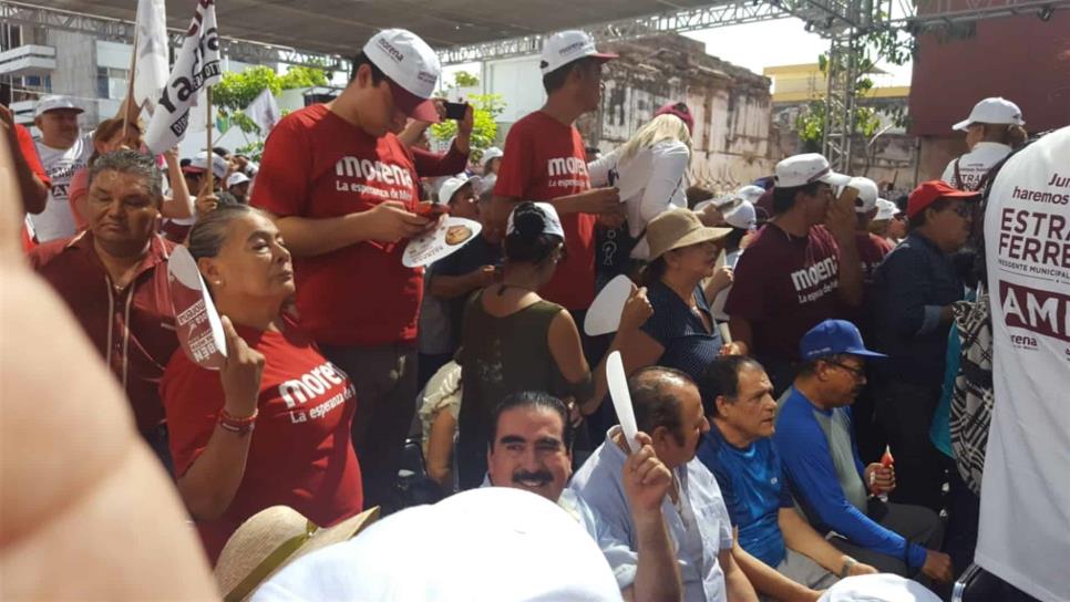 Prevalece “acarreo” y desorganización en cierre de campaña de AMLO