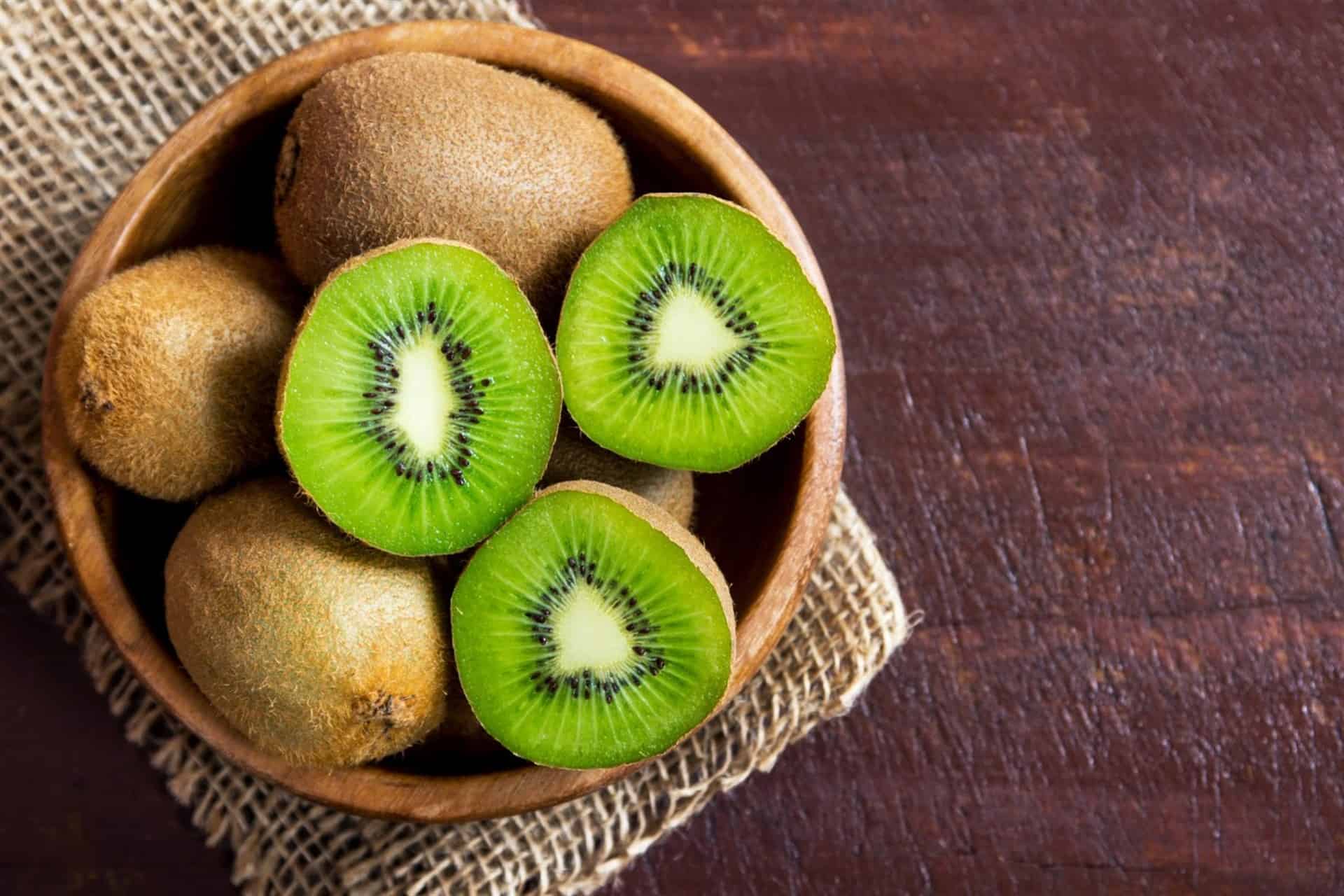 Kiwi, la fruta del deportista que ayuda a reponer energía