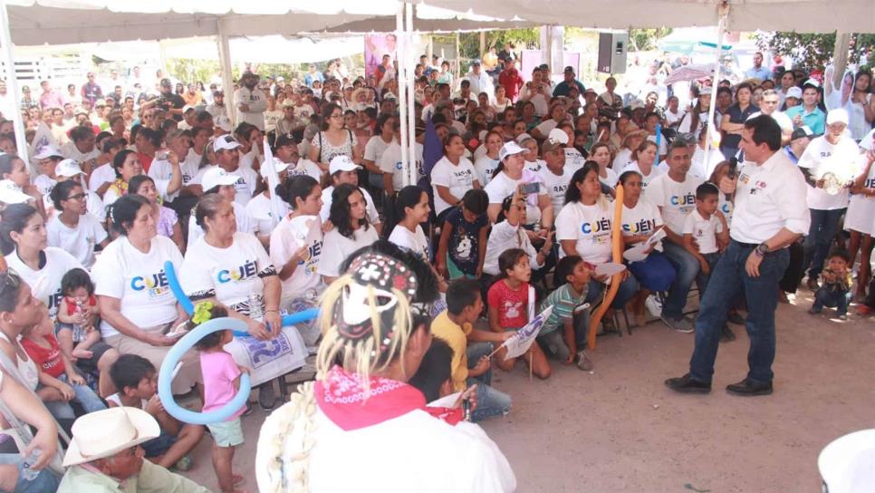 Se reúne Cuen con habitantes del Cerro Cabezón