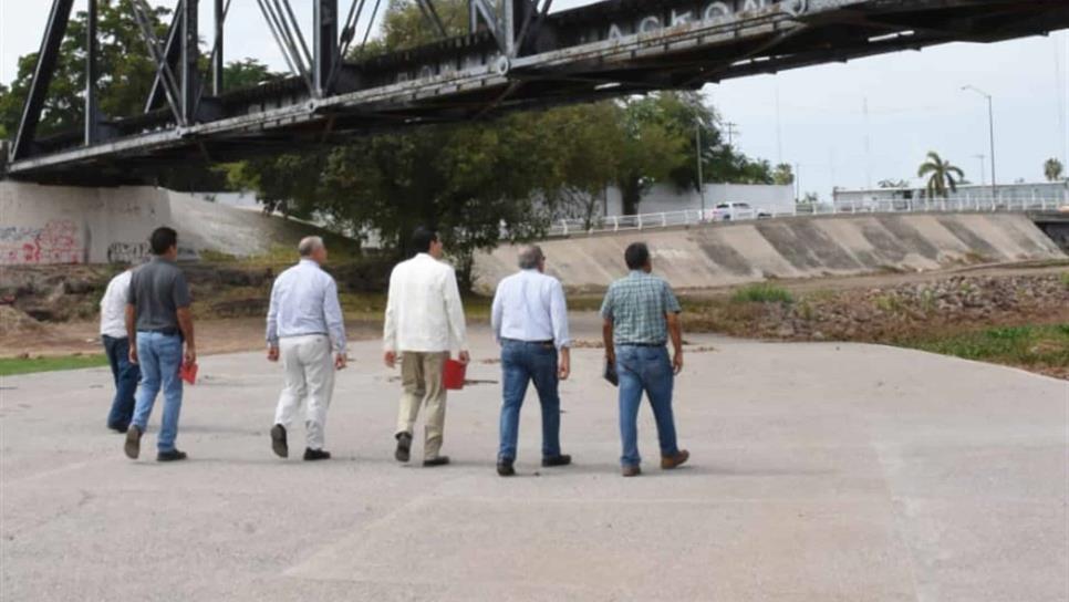 Supervisa Alcalde construcción del Parque Puente Negro