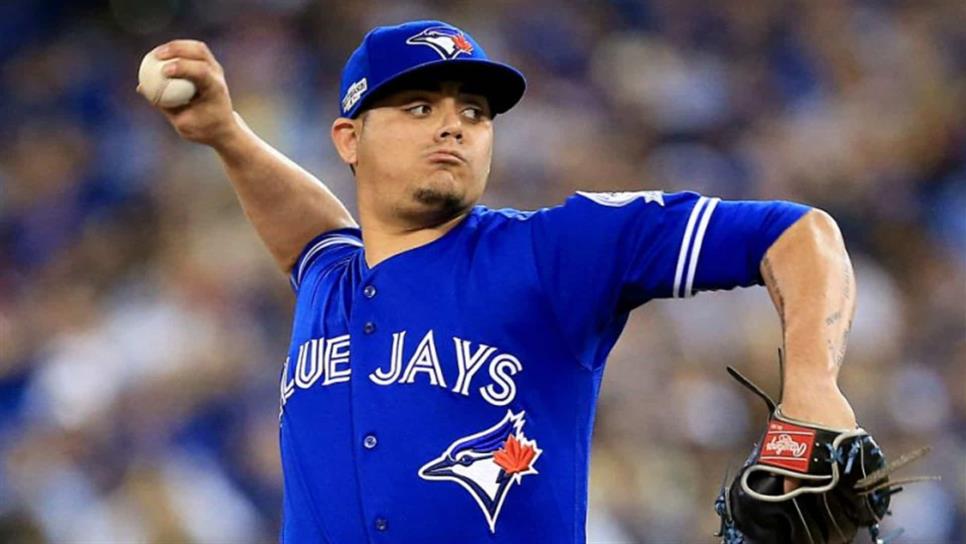 MLB suspende 75 juegos a Roberto Osuna