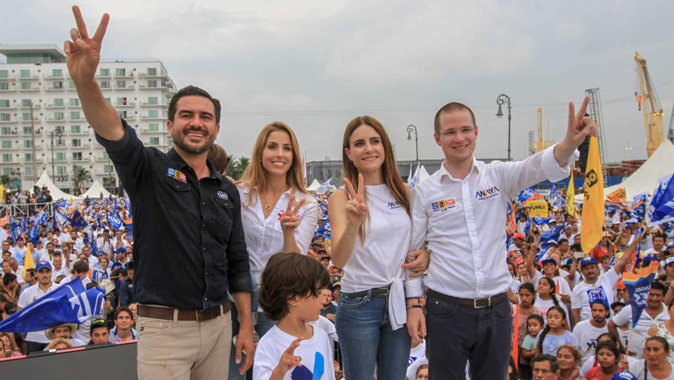 Cierra Anaya campaña en Veracruz; agradece esfuerzos del Frente