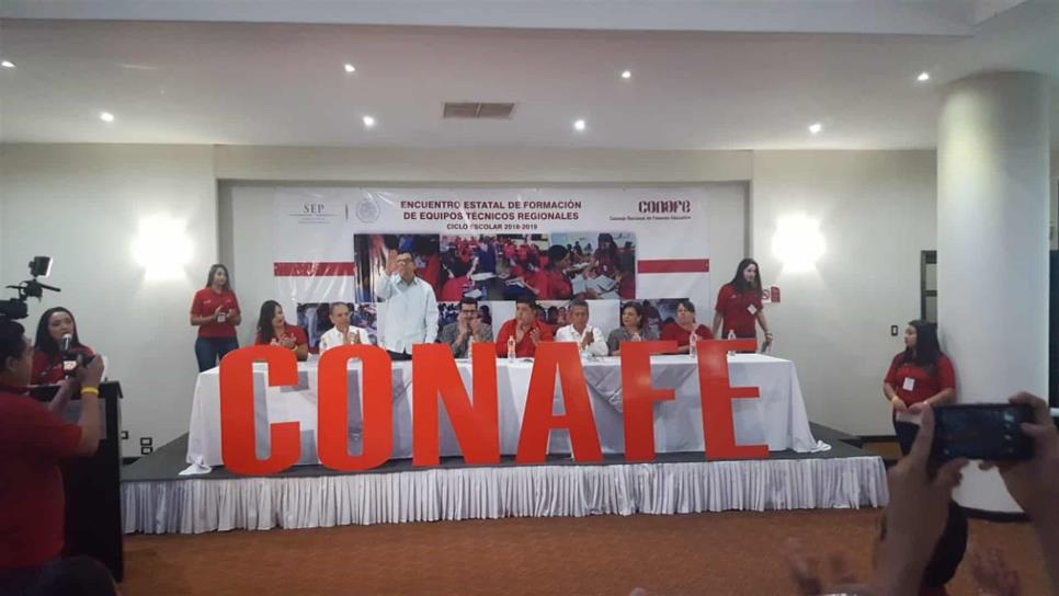 Inicia encuentro estatal de formación de equipos técnicos de Conafe