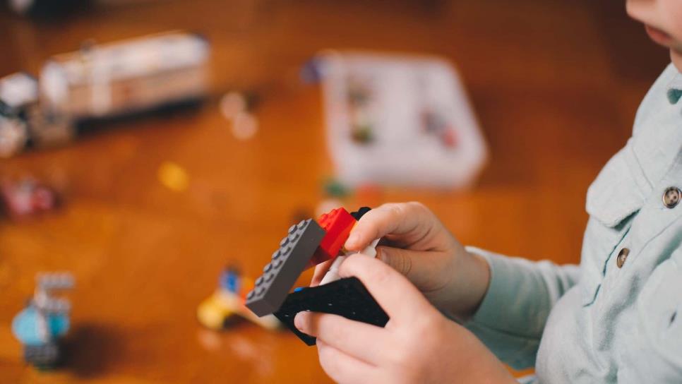 Crea robot para ayudar en la inclusión de niños con autismo