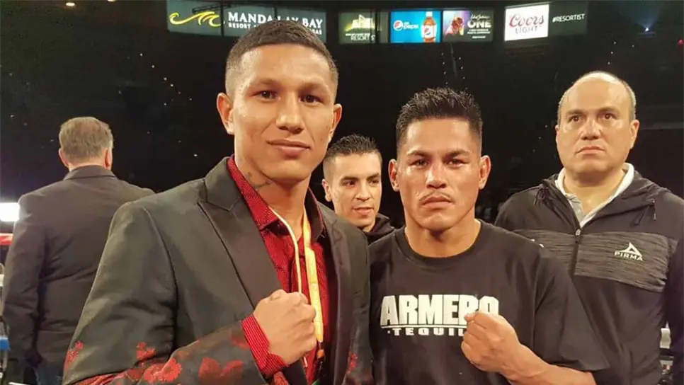 Alacrán Berchelt quiere toparse pronto con Mickey Román