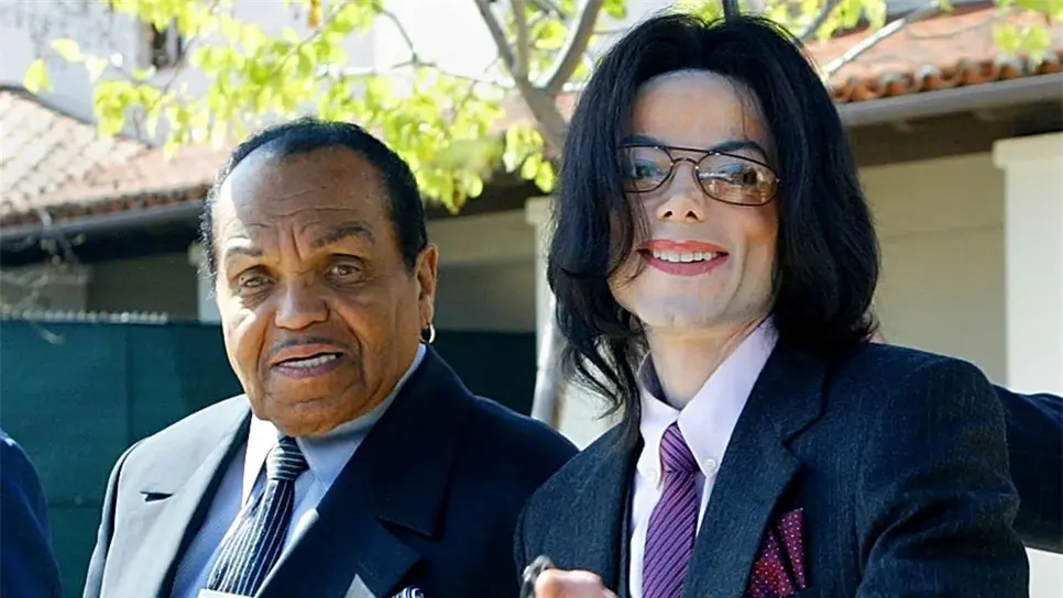 Fallece el padre de Michael Jackson víctima de cáncer de páncreas