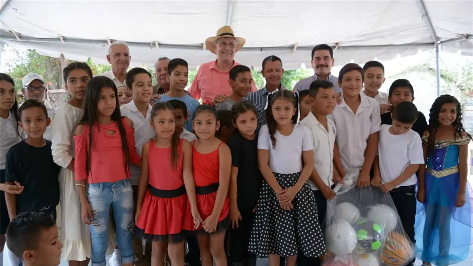 Jornada de trabajo en el Campo 35. FOTO: Víctor Acosta.