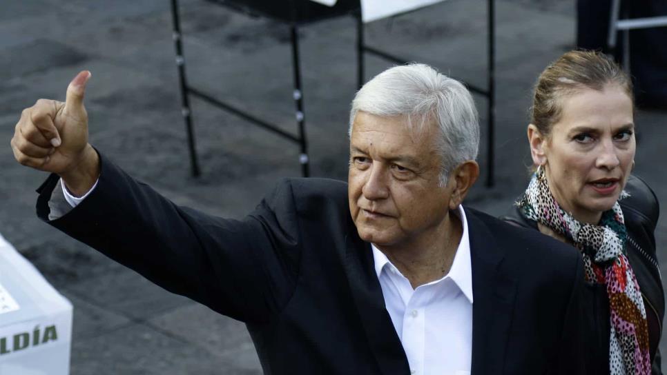 López Obrador ejerció su derecho al voto