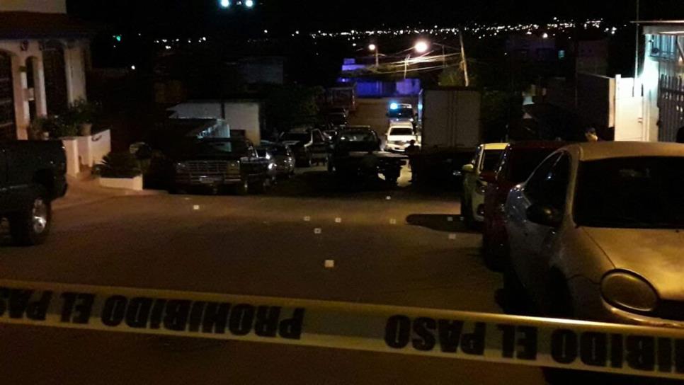 Atentan contra dos hermanos en Culiacán; uno de ellos muere