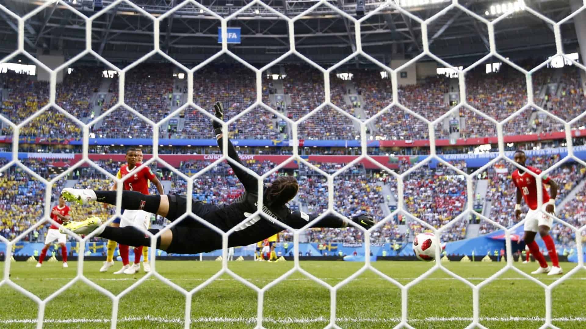 Suecia supera a Suiza y avanza a Cuartos 24 años después