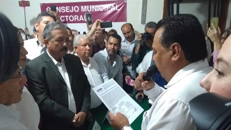 Entregan constancia a alcalde electo de Culiacán
