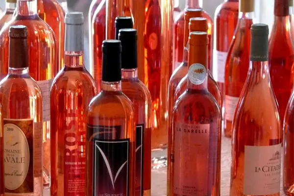 Descubren en Francia gran fraude de vino rosado francés Descubren en Francia gran fraude de vino rosado francés