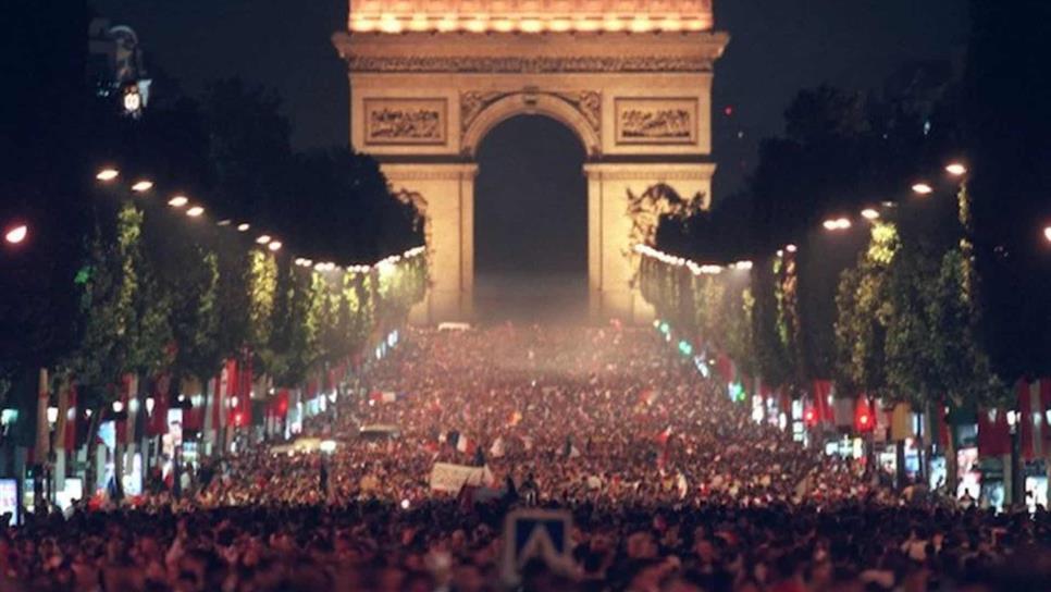 Reportan 27 heridos en Francia por estampida de fiesta del Mundial
