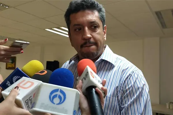 Arremete Polo Palafox contra Fiscal en el Día del Abogado Arremete Polo Palafox contra Fiscal en el Día del Abogado