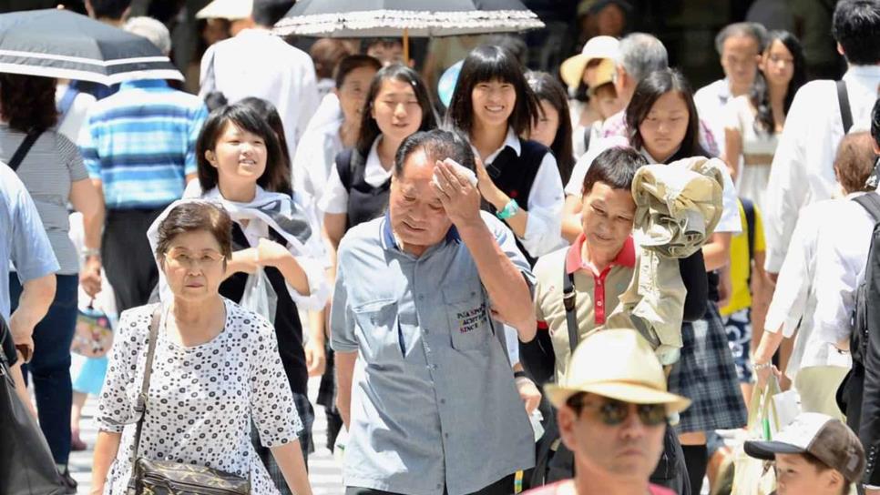 Ola de calor invade a Japón, 14 muertos y mil 500 hospitalizados