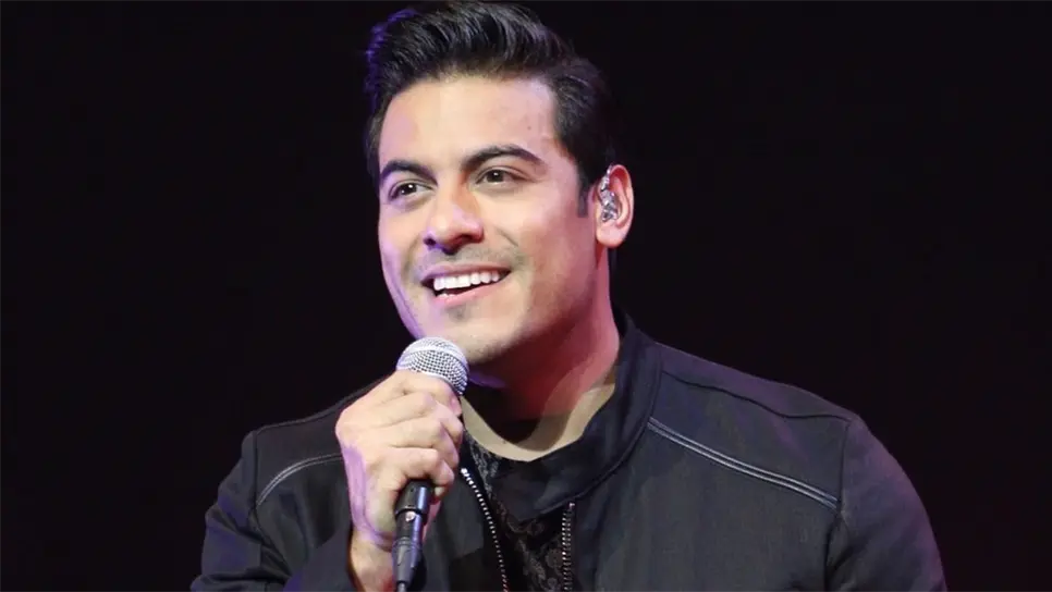 Anuncian a Carlos Rivera como coach de “La Voz… México”