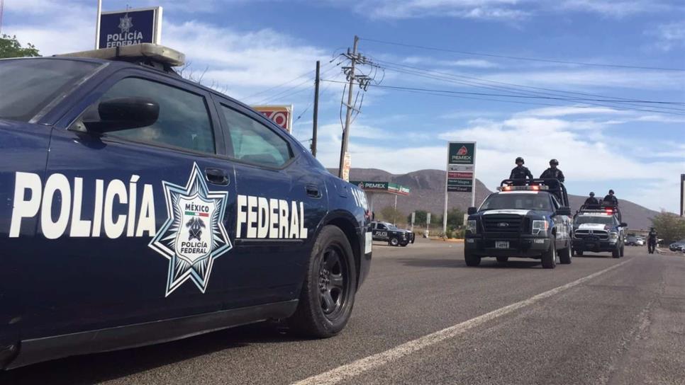 Policía Federal despliega operativo en la Santa Fe, en Culiacán