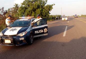 Se mata motociclista tras chocar contra caballo en Navolato