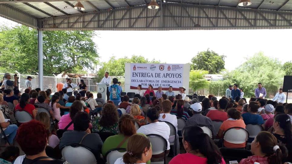 Entregan apoyos a familias vulnerables del norte de Sinaloa