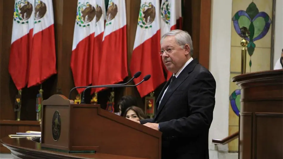 Magisterio está en su derecho de parar labores: Corrales Burgueño