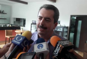 No me han ofrecido puesto en el gabinete estatal: Aarón Rivas