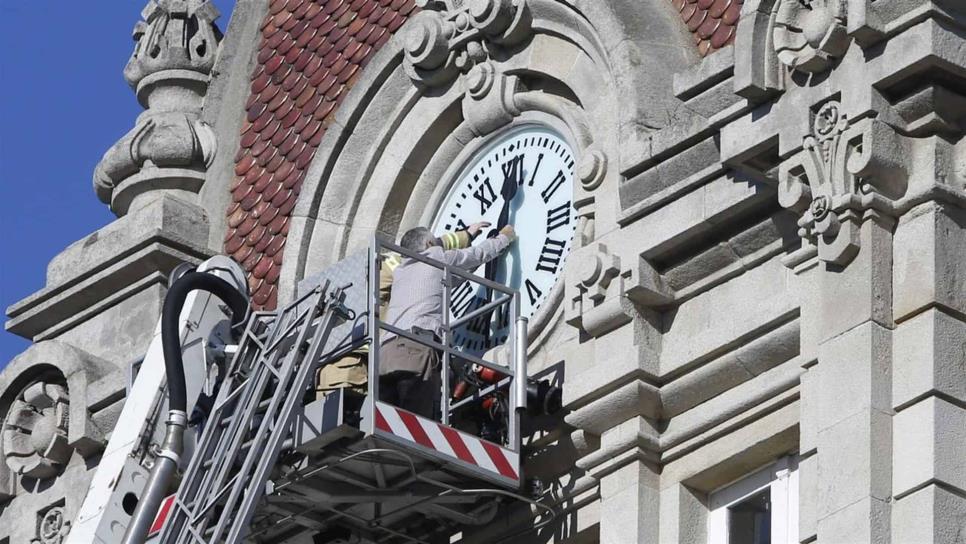 Europa contempla suprimir cambio anual de horario