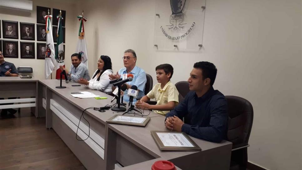 Alcalde reconoce a hermanos talentosos de Ahome