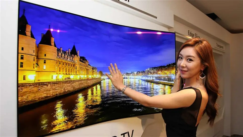 LG lanza pantalla con nueva tecnología 8K