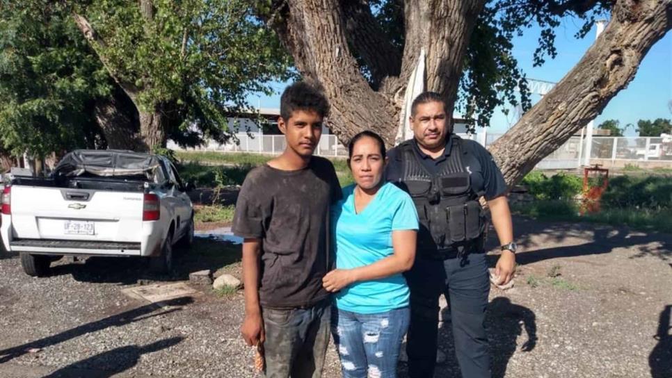 Policías de Ahome encuentran a joven que estaba desaparecido