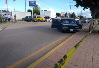 Muere una mujer mientras conducía en Guamúchil