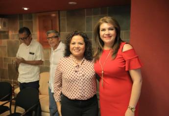 Diana Armenta y Aurelia Leal sostienen encuentro 