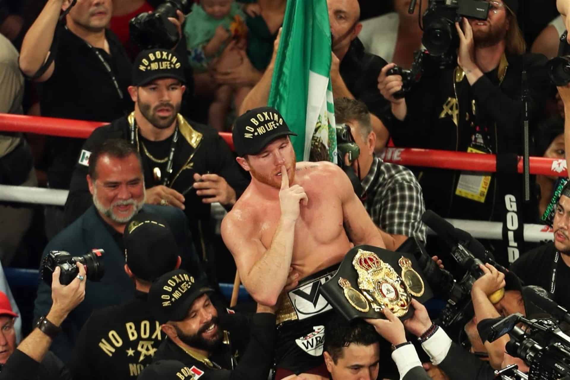 Canelo “gana” a Golovkin y es nuevo campeón mundial