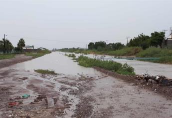 Se desborda el dren Juárez