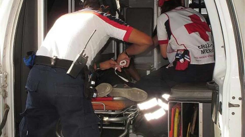 Cruz Roja instalará dos ambulancias y paramédicos en plazas comerciales