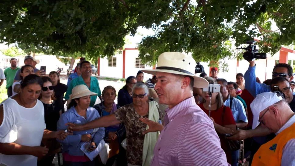 Visitan Gobernador y Dr. Narro Valle de Huyaqui, Guasave