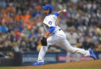 Joakim Soria alcanza su segundo triunfo con Cerveceros