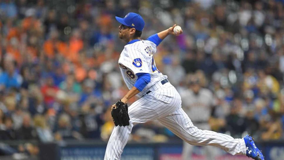 Joakim Soria alcanza su segundo triunfo con Cerveceros