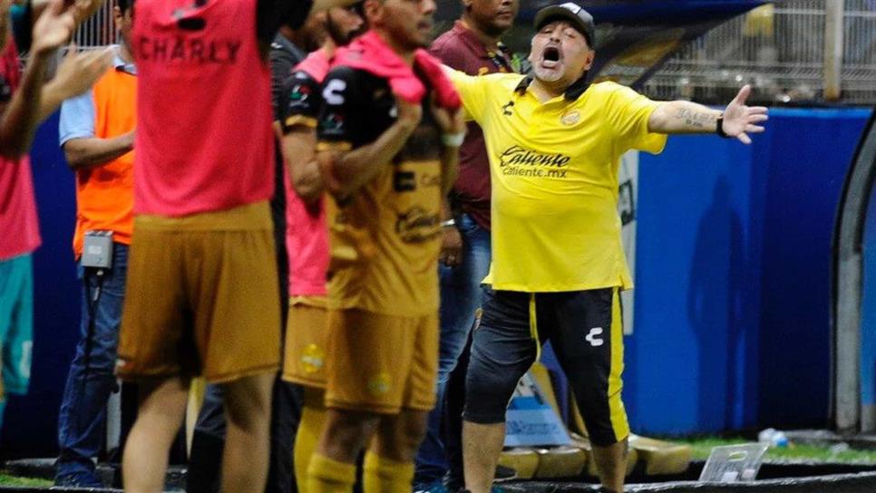 Dorados supera a Leones de último momento