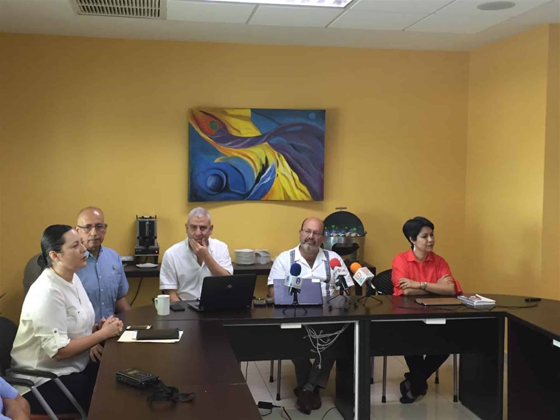 Mazatlán tiene que profesionalizarse en congresos y convenciones: especialistas