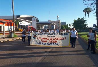 Jóvenes conmemoran el 2 de octubre en Los Mochis